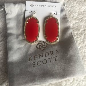 Never worn Danielle Kendra Scott